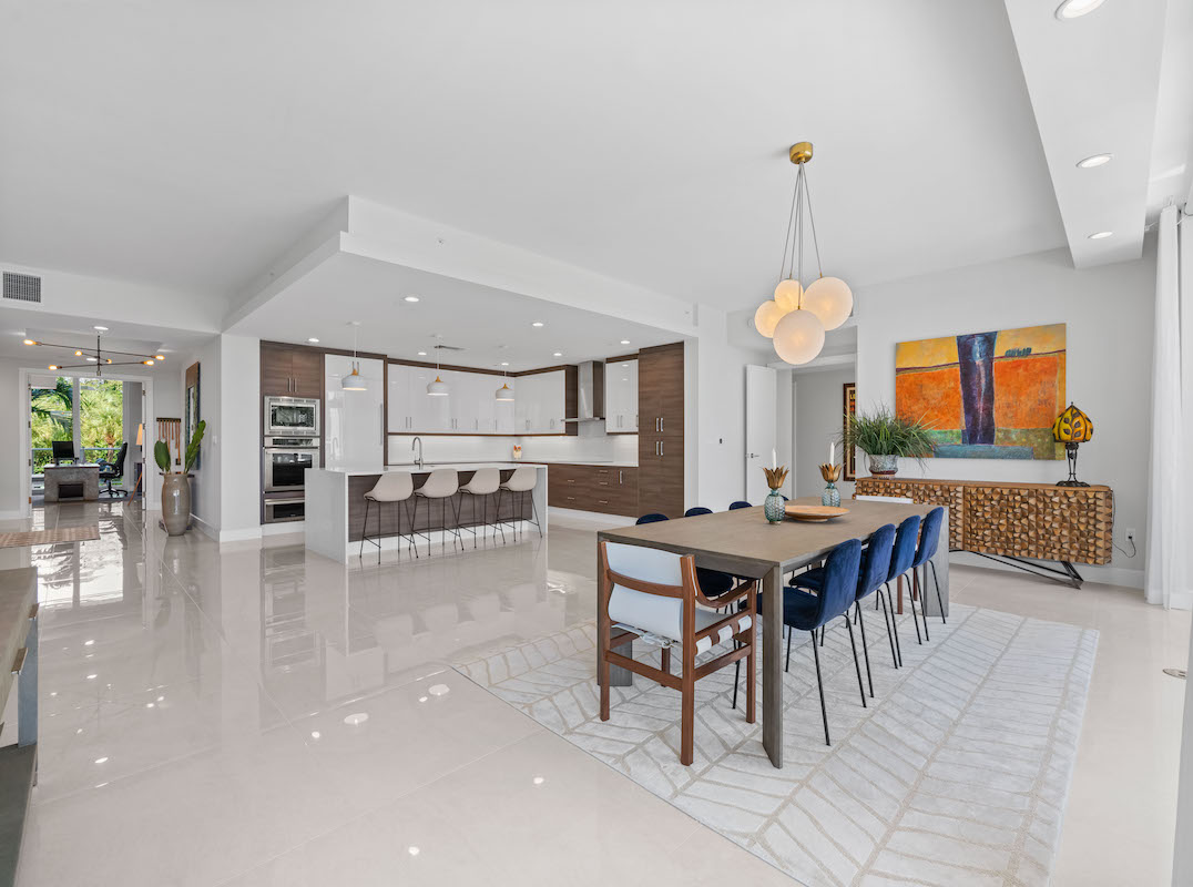 Luxury Waterfront Living at Its Finest