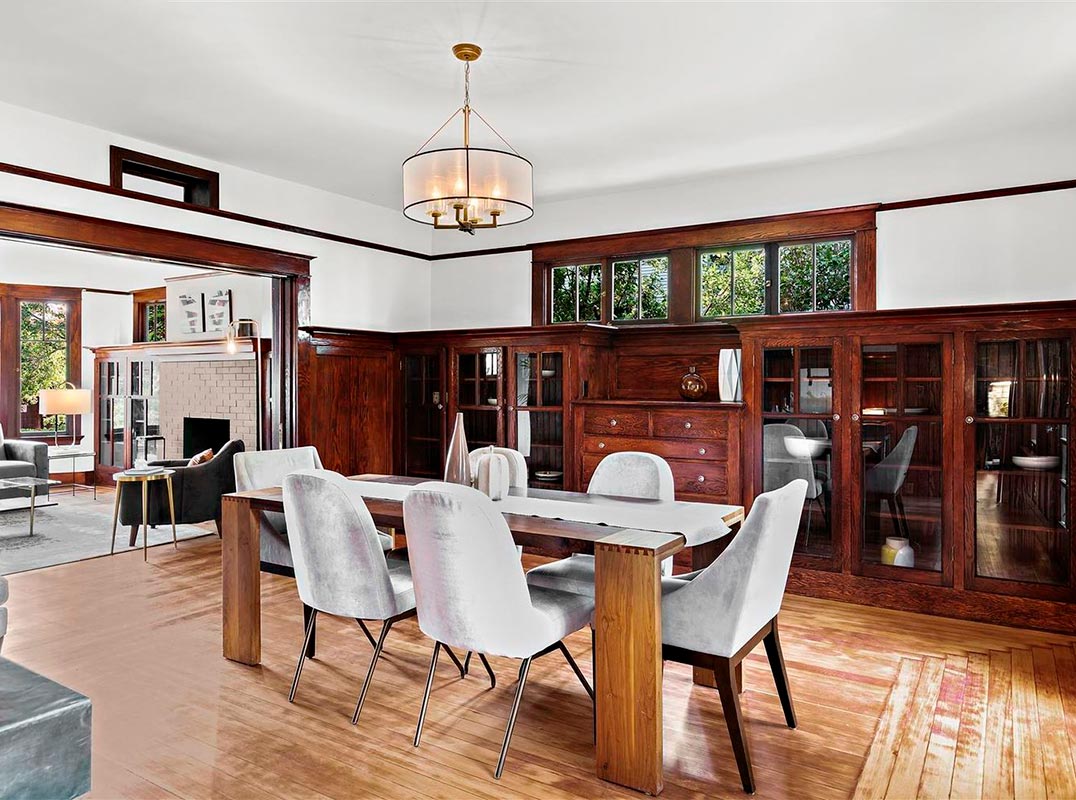 LHM San Francisco's East Bay Superb 1912 Craftsman home in Elmwood