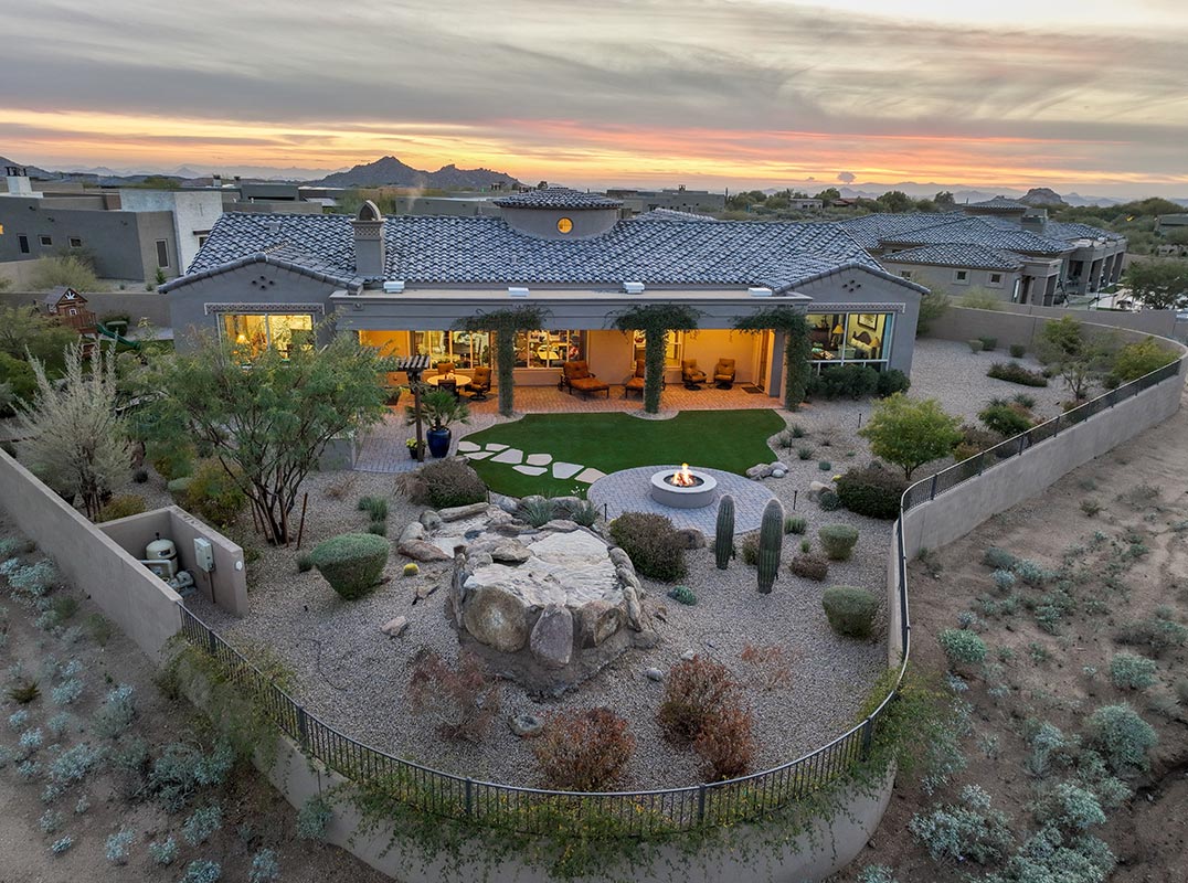 LHM Arizona Rosewood Ranch Estates Entertainer’s Dream