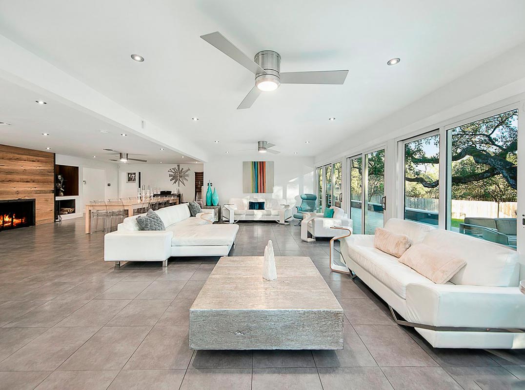 Stunning Home, Located In Highly Desirable Northwood