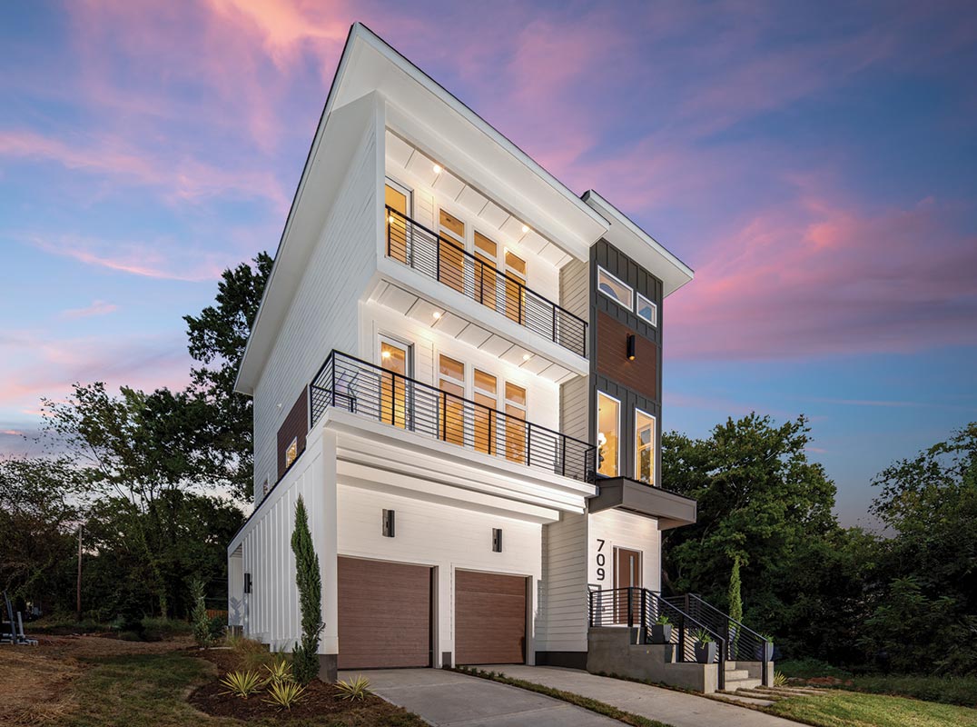 Modern Contemporary Close to Greenway Trails