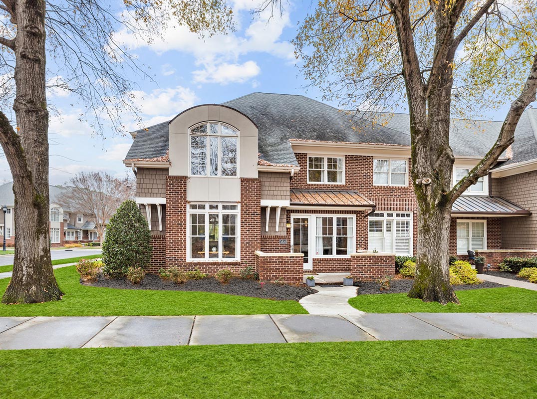 Southpark Luxury Townhome