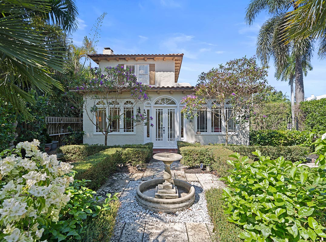 One of Lake Worth's Most Coveted Historic Homes