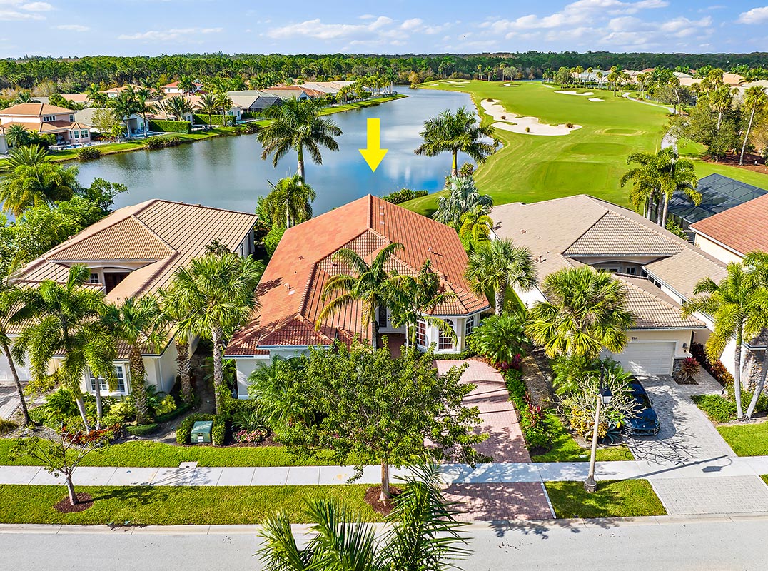 Jupiter Country Club with Exquisite Views