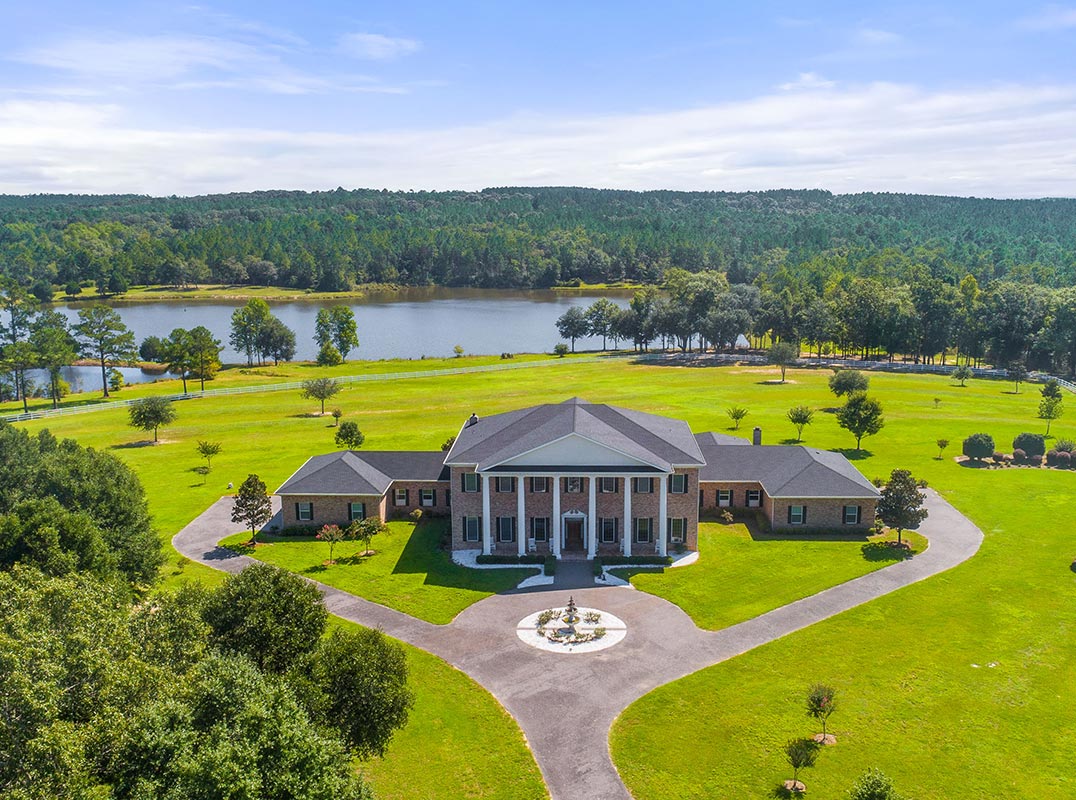 Less Than One Hour From The Emerald Coast! <br> Spectacular Countryside Estate