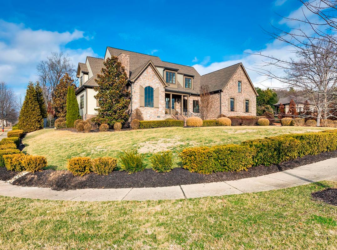 Highly Sought After Annandale Property! 