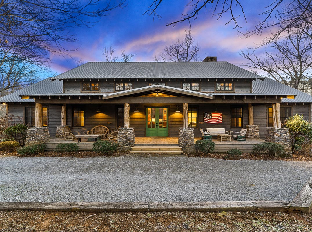 Coveted Rock Island Farms Waterfront Retreat
