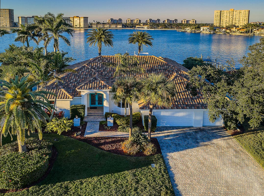 BAYWAY ISLES — ST. PETERSBURG