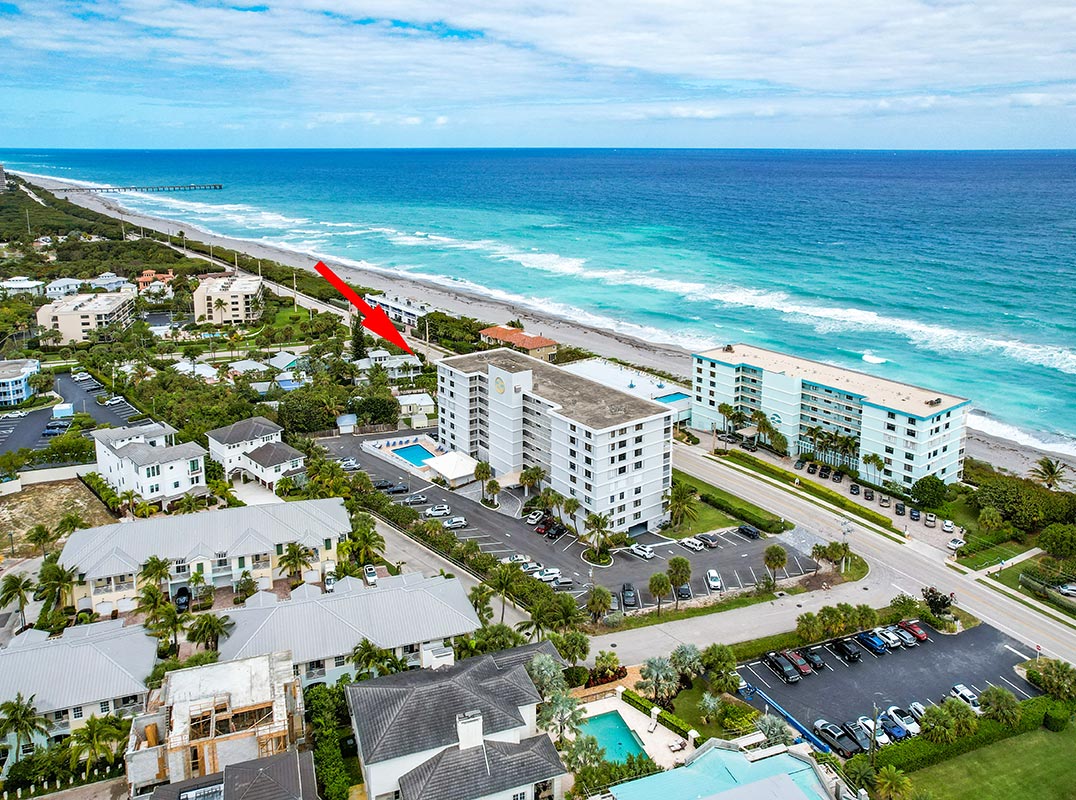 Corner Condo with Stunning Ocean Views