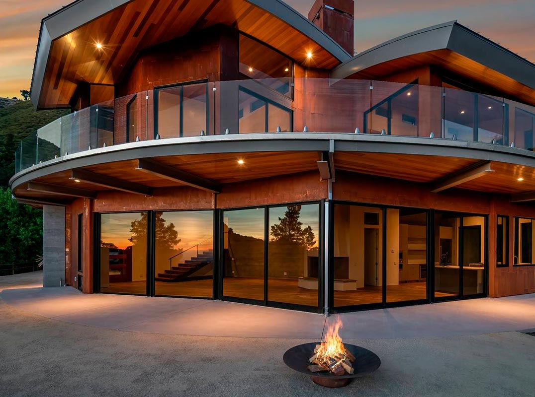 Magnificent New Construction 
