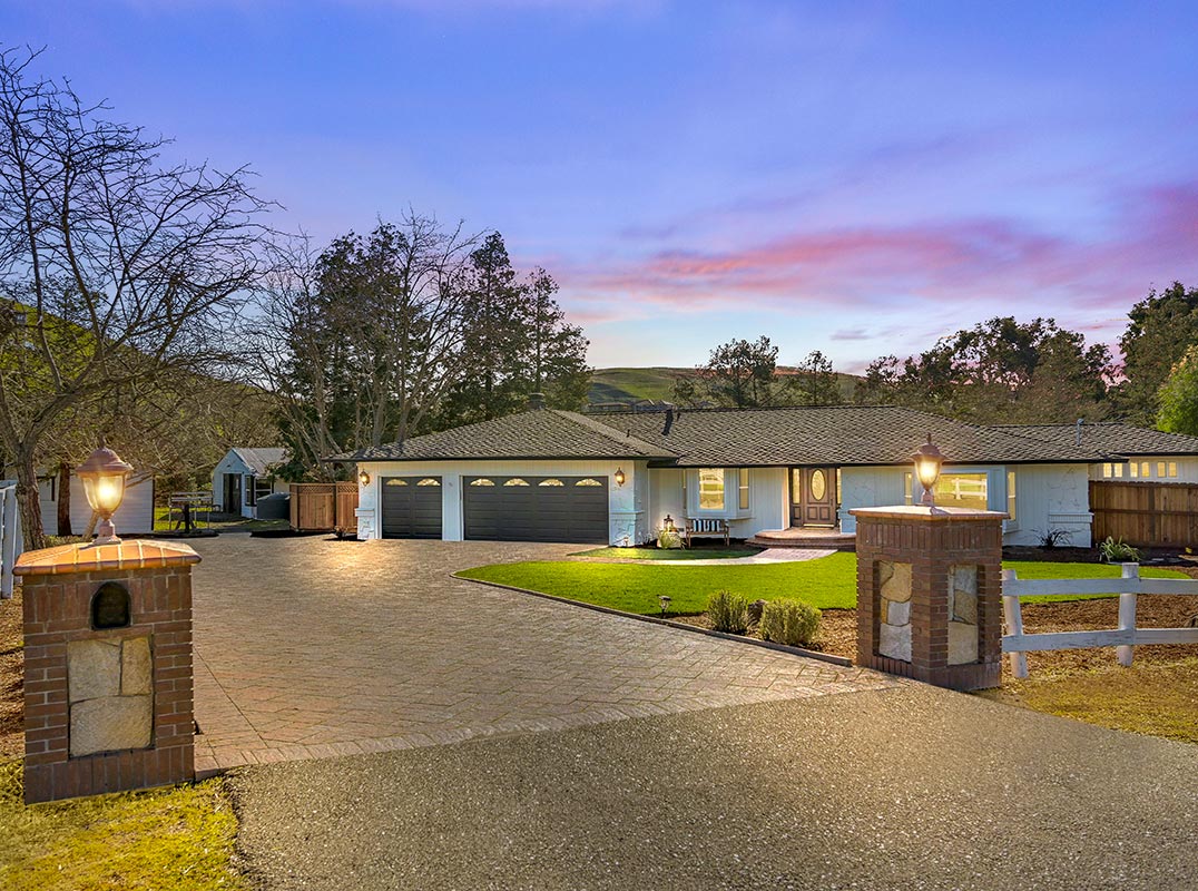 Highly Desirable Ranch-Style Equestrian Property