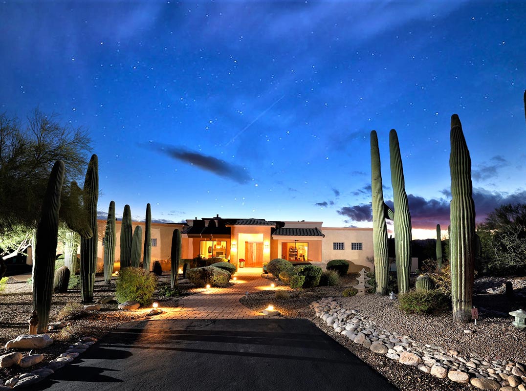 Spectacular Sunset & Mountain Views