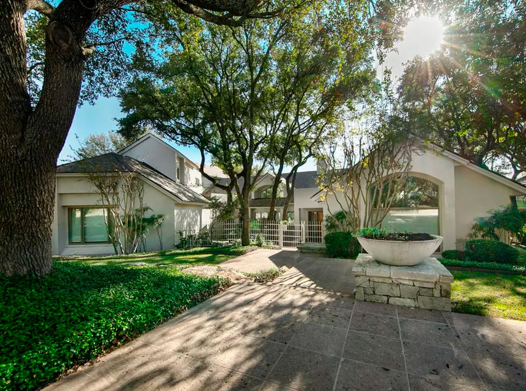 Timeless Dominion Estate