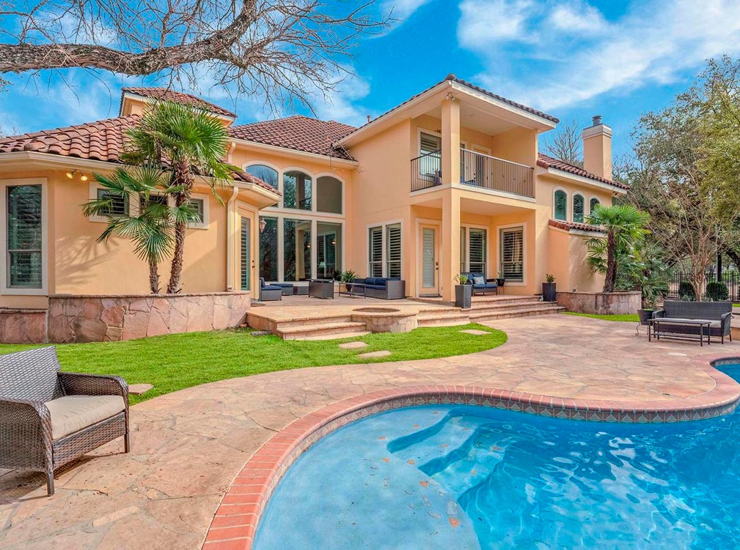 LHM San Antonio Stunning Trinity Custom Home In Highlands Ranch