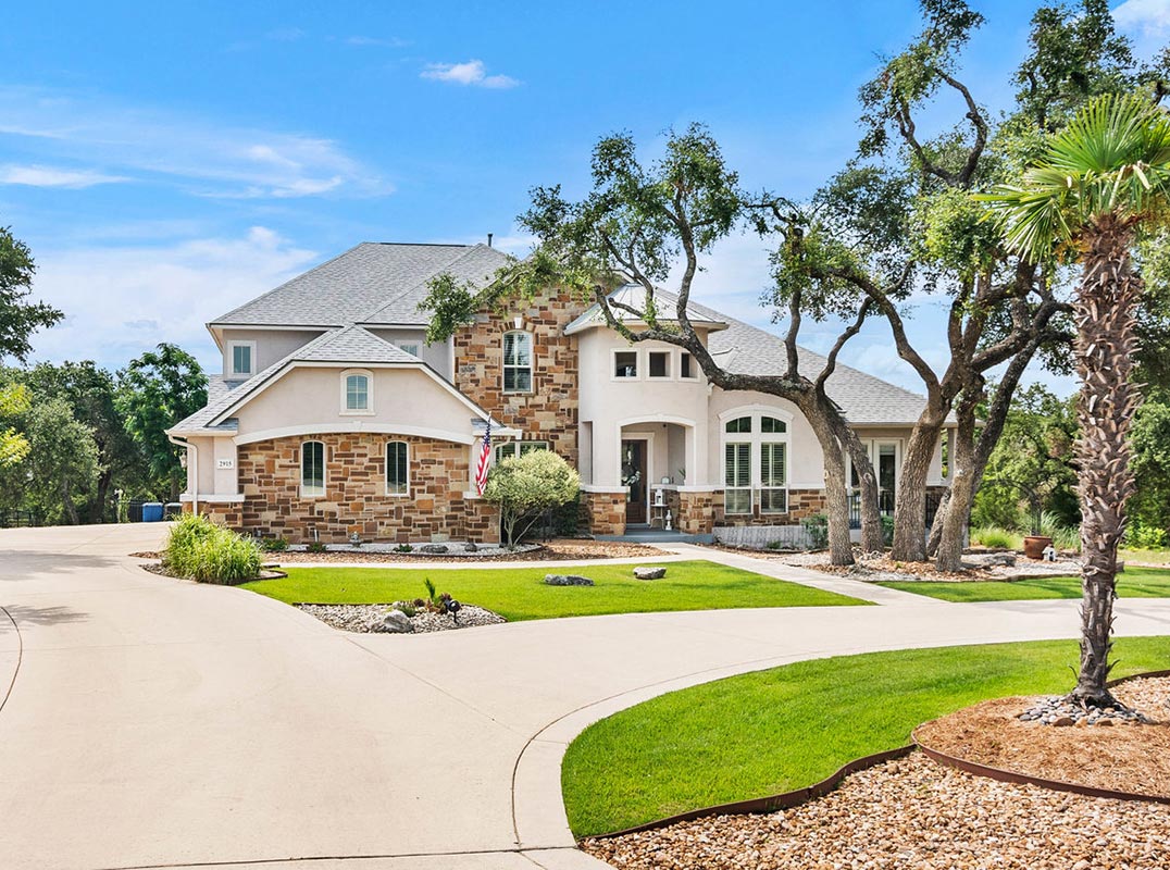 1.14± acres in the secluded Mountain Springs Ranch Development. 