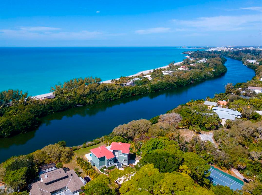 Acreage Opportunity On The Island Of Siesta Key
