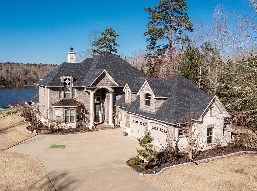 Breathtaking Waterfront Estate