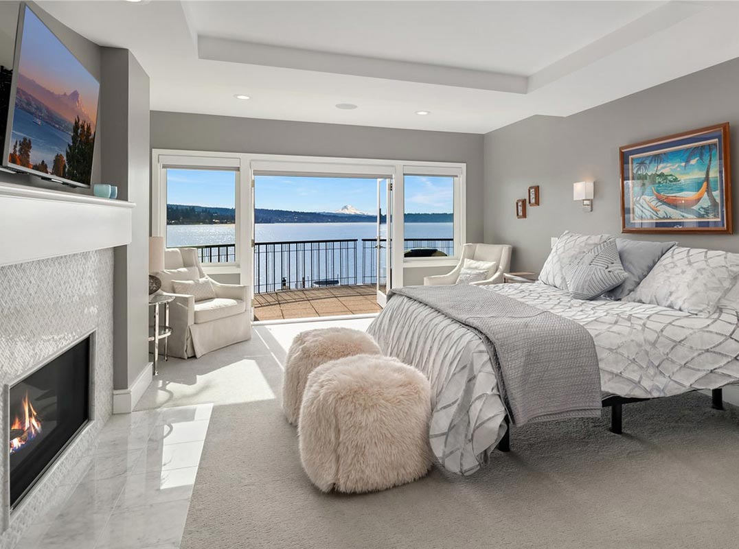 LHM Greater Seattle Juanita Point Waterfront