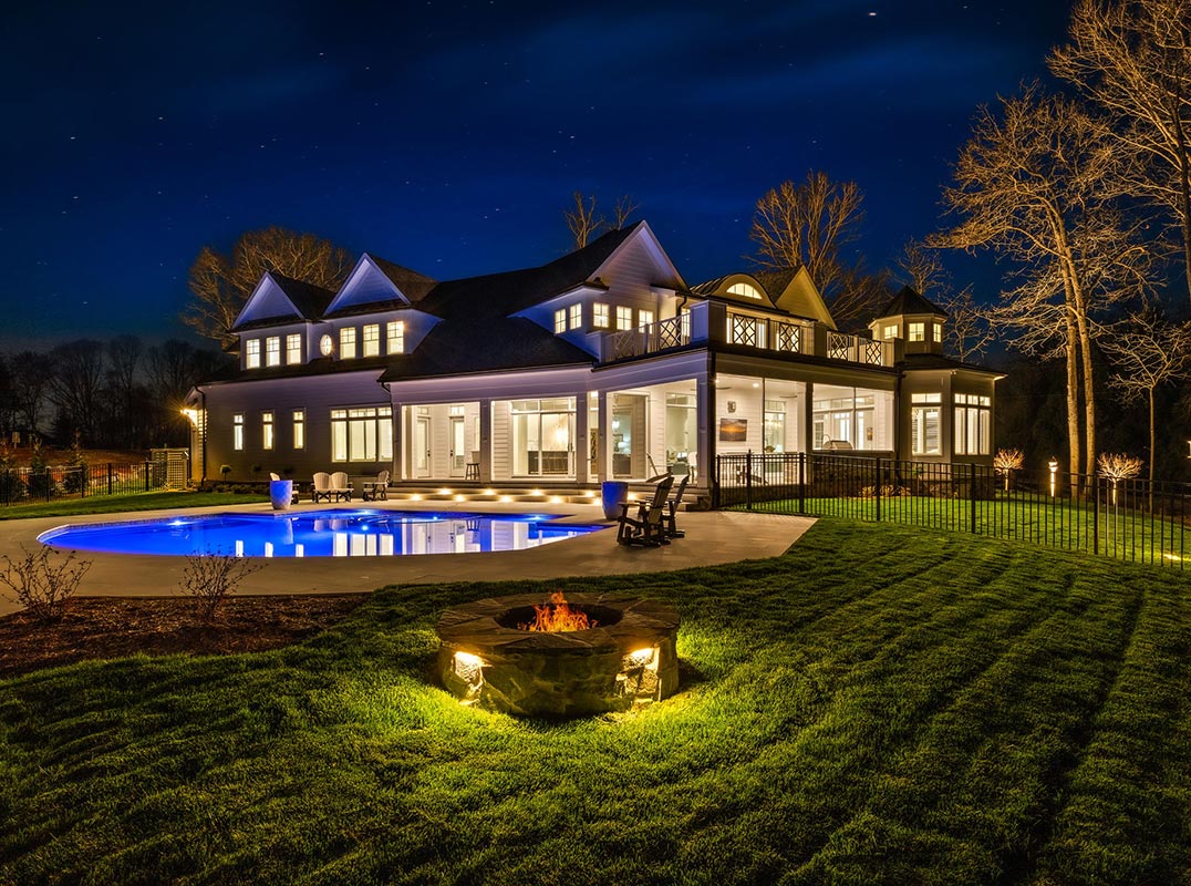 The Beauty of New Casual Elegance on Lake Norman