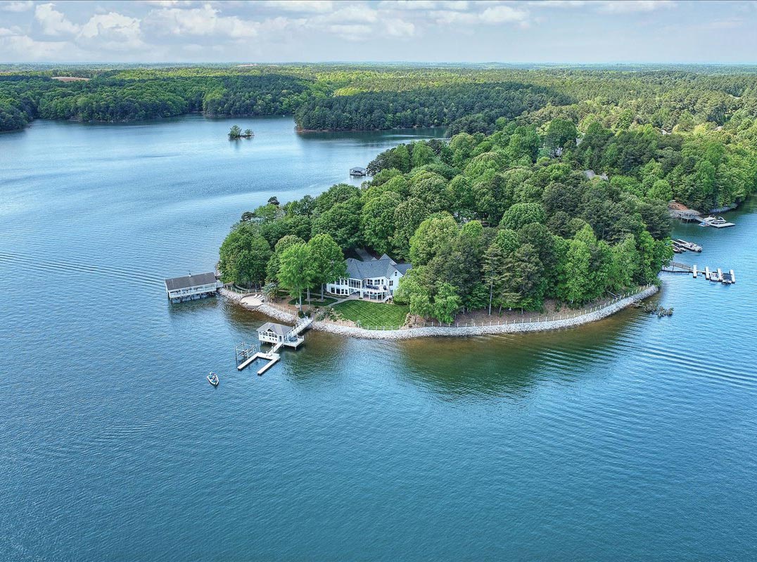 Panoramic Lake Norman Views from Your Own Private Peninsula