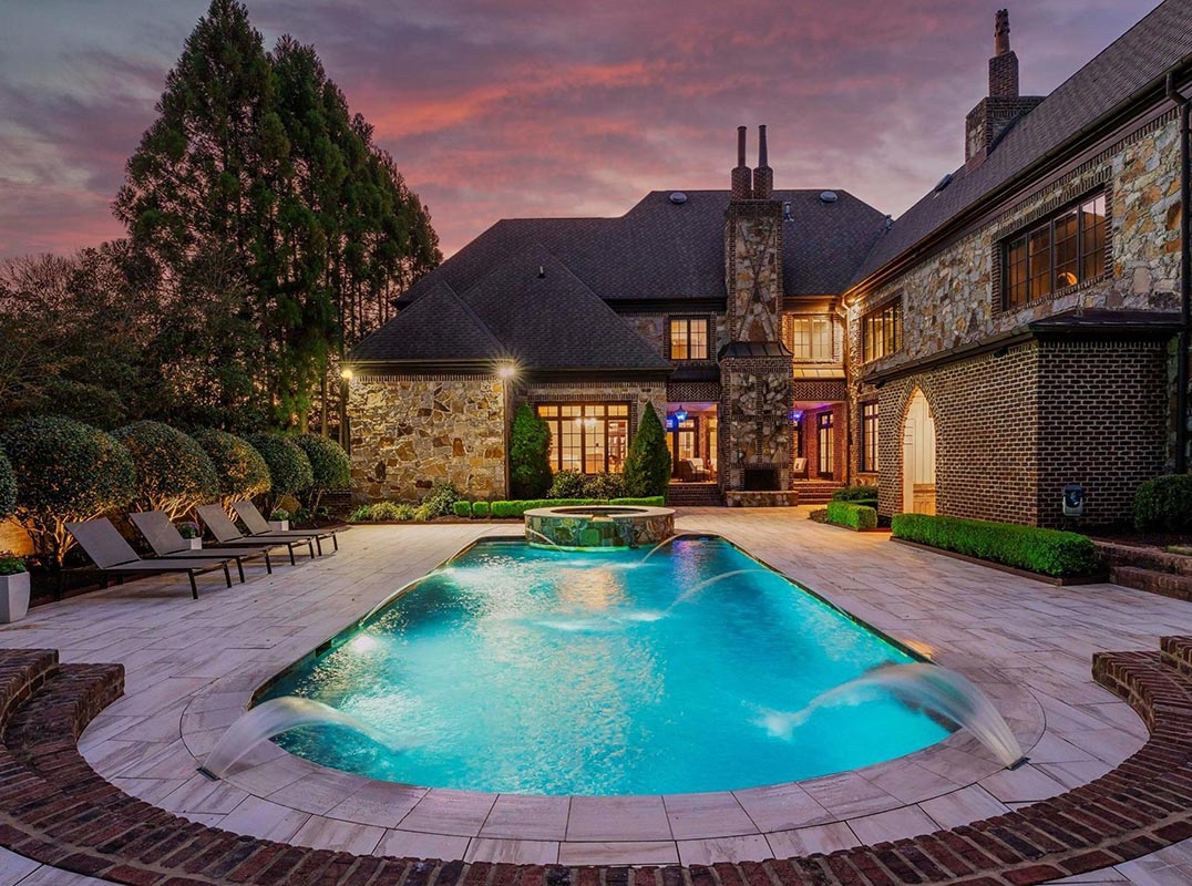 LHM Charlotte - European Masterpiece in the Heart of South Park