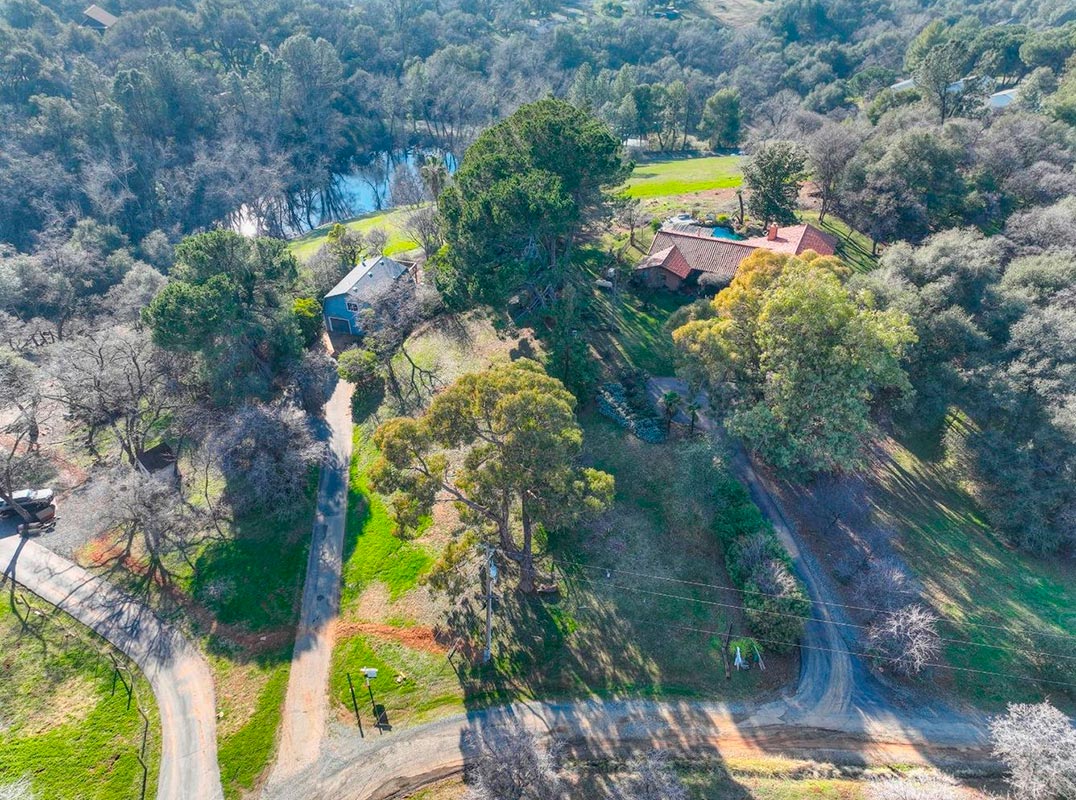 Unbelievable Legacy Property Nestled In Auburn. 