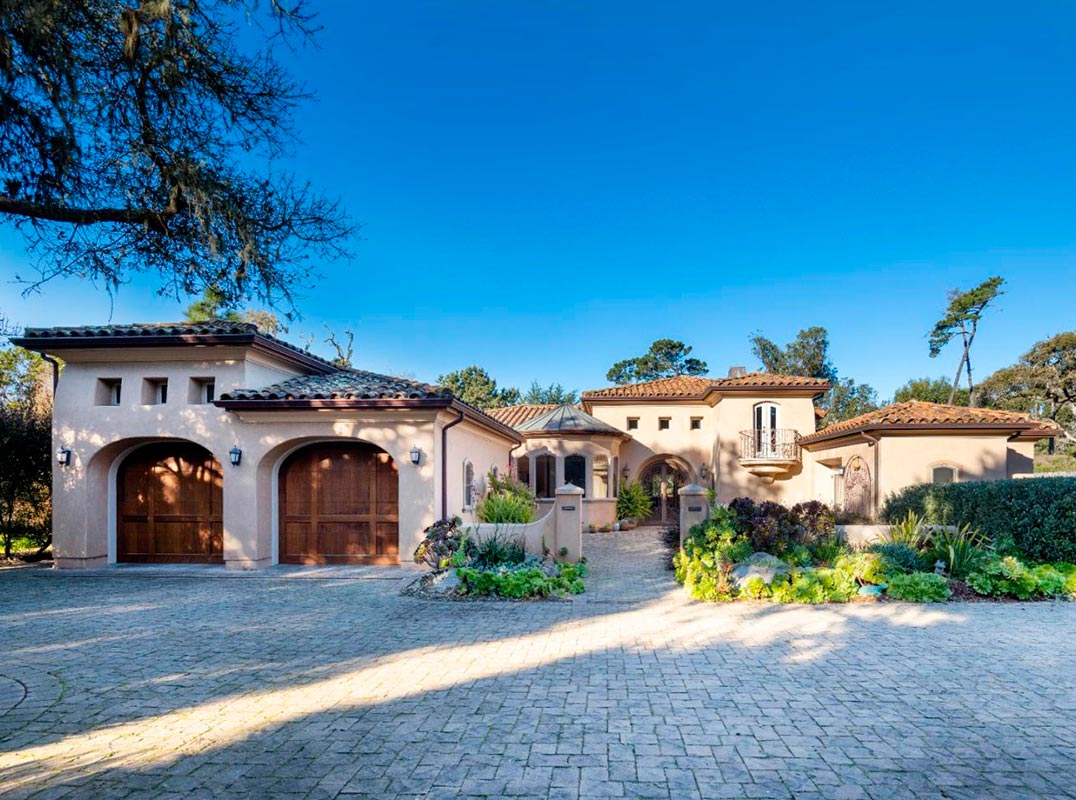 Flat, Private And Gated Half-Acre 