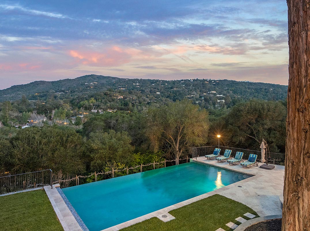 LHM Silicon Valley Fabulous views of the Los Gatos Mountains