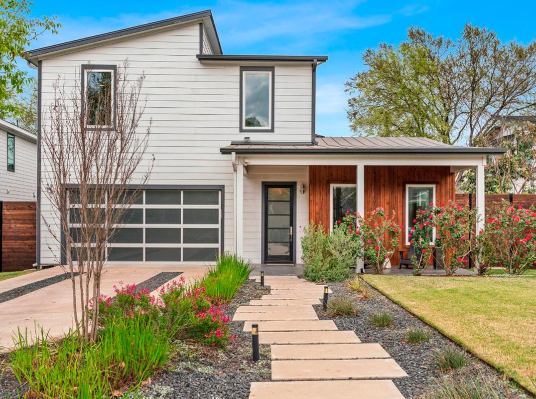 Custom Soft Contemporary South Austin Home