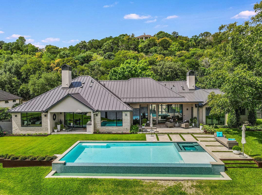 Your Lake Austin Retreat Awaits