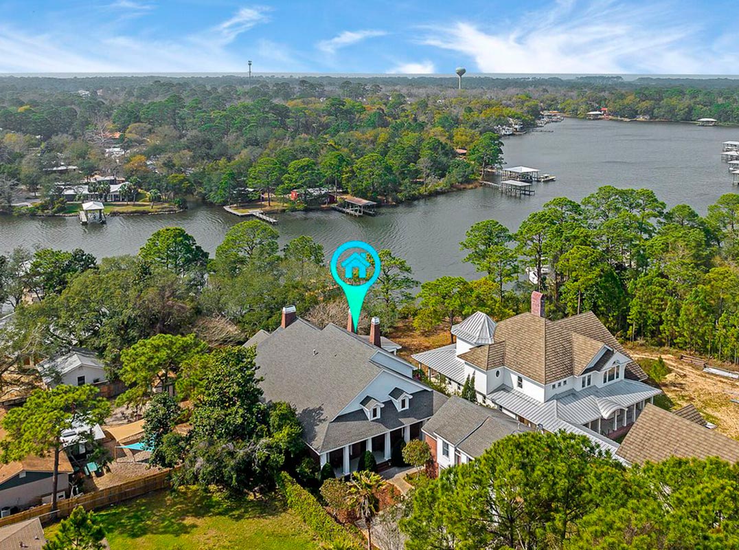 Stunning New Orleans inspired home off of Mack Bayou