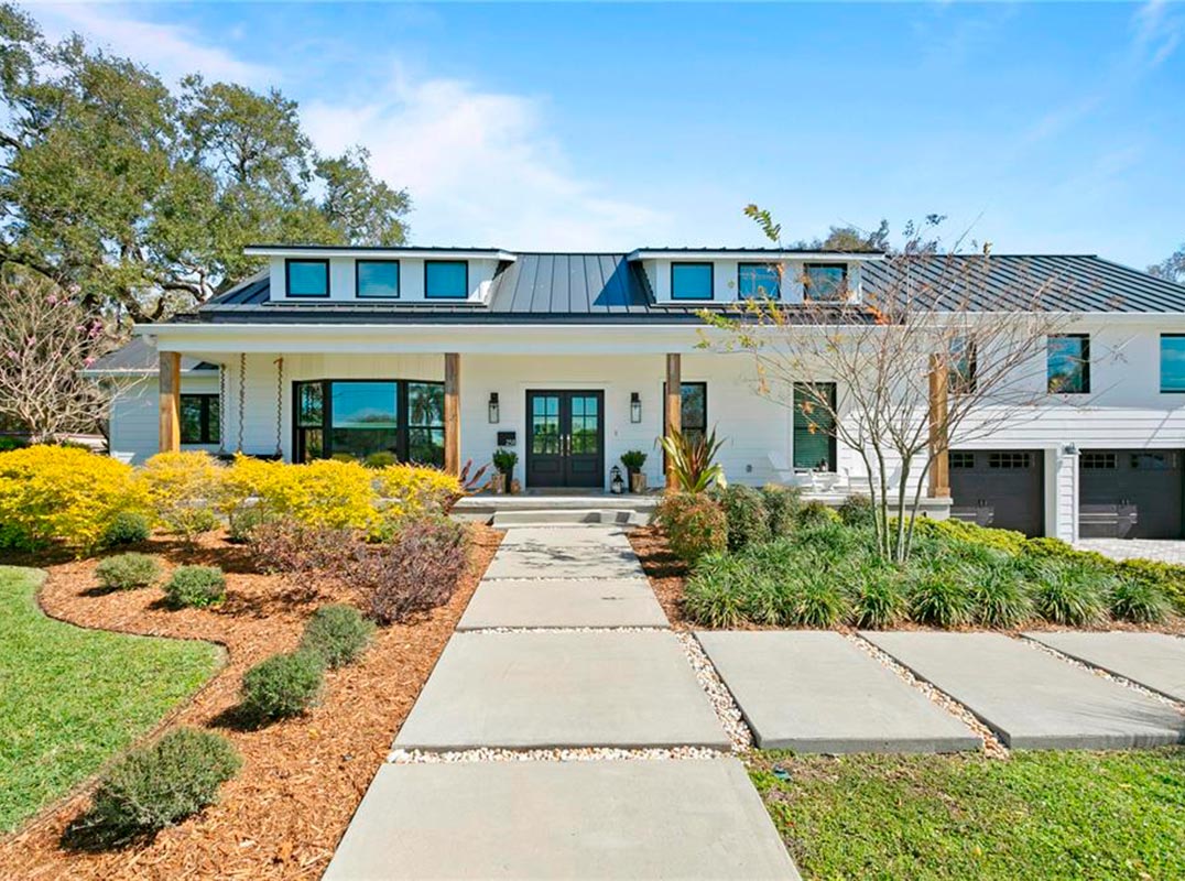 Stunning Waterfront Property On The Hillsborough River