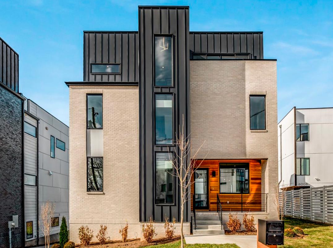 Stunning New Luxury Home