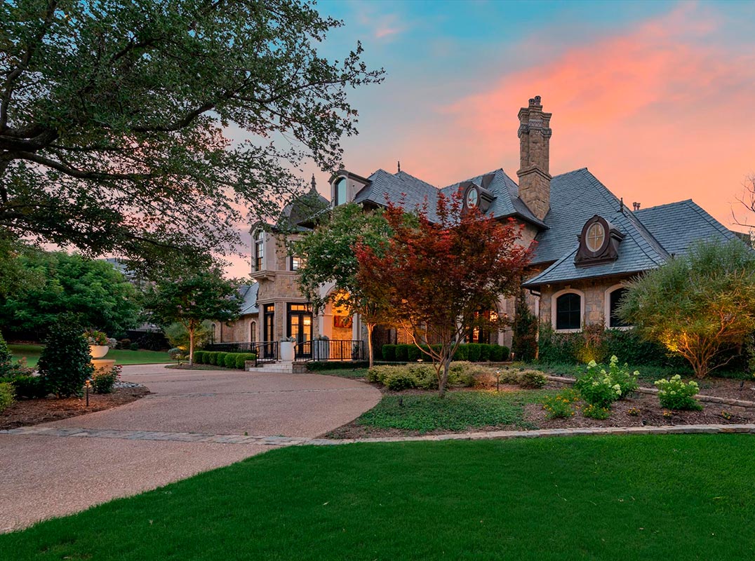 Stunning Manor In The Prestigious Gated Community Of Vaquero