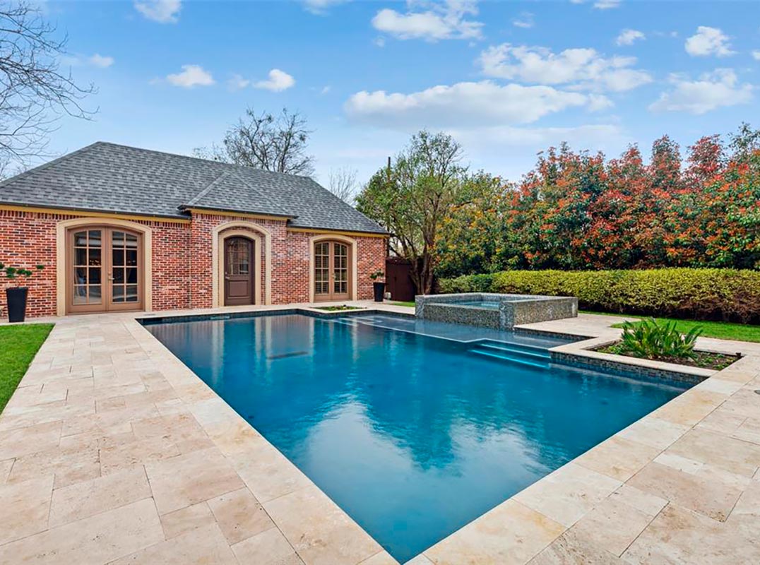 Stately Property Located In Preston Hollow