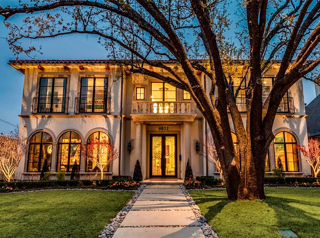 Sophisticated Custom-Built Preston Hollow Home
