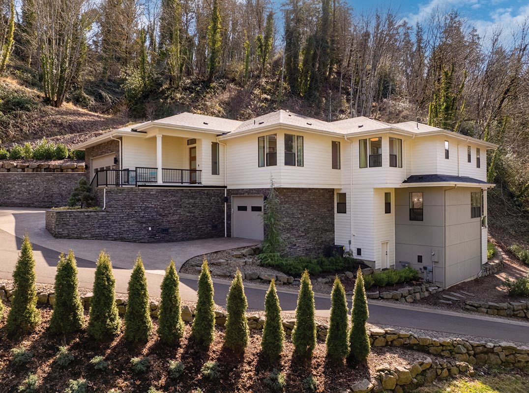 Contemporary Acreage Estate