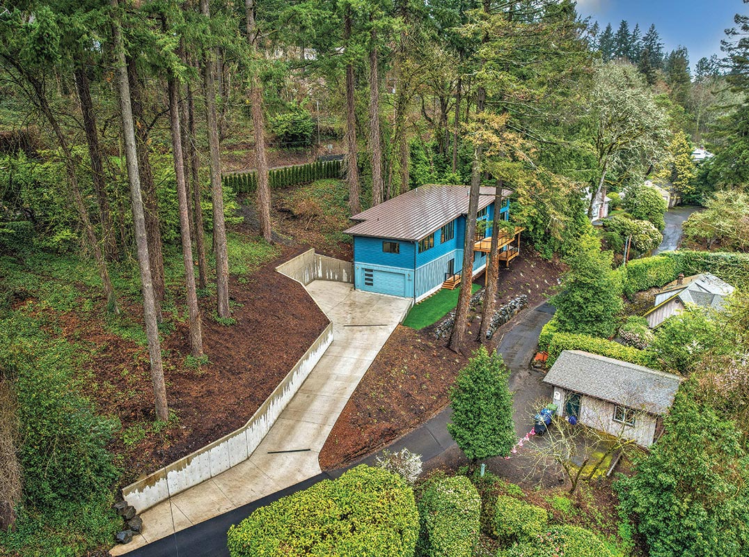 NEW Mid-Century Modern Lake Oswego Home