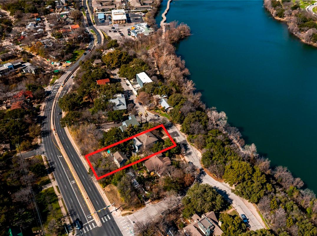 Breathtaking Views Of Downtown And Lady Bird Lake