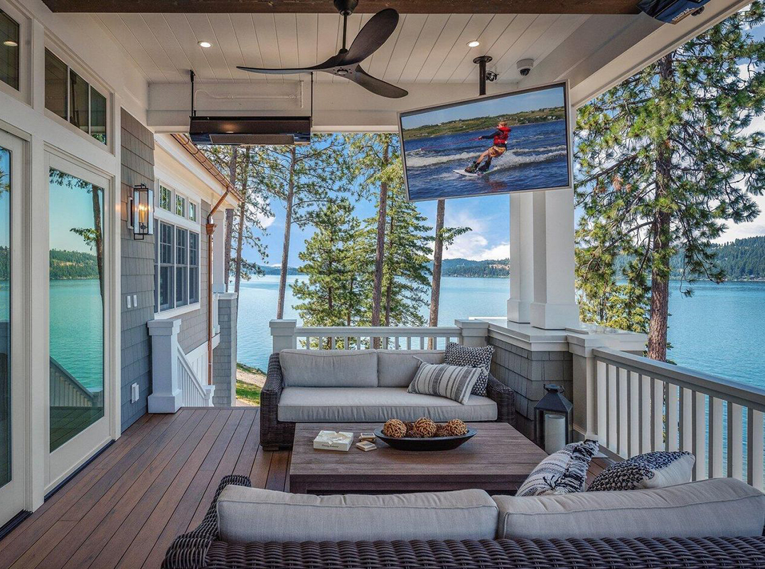 Coeur d'Alene Lake Waterfront Estate