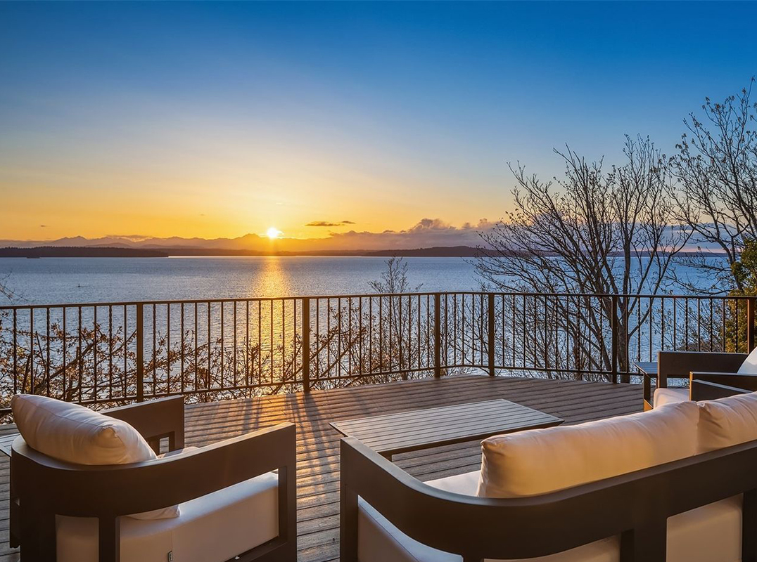 Unparalleled Lincoln Park Estate