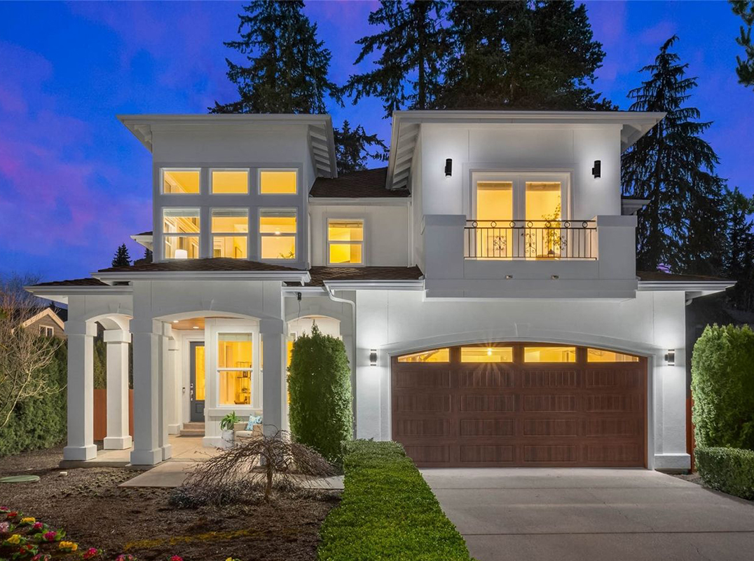 Beautifully Remodeled Clyde Hill Home