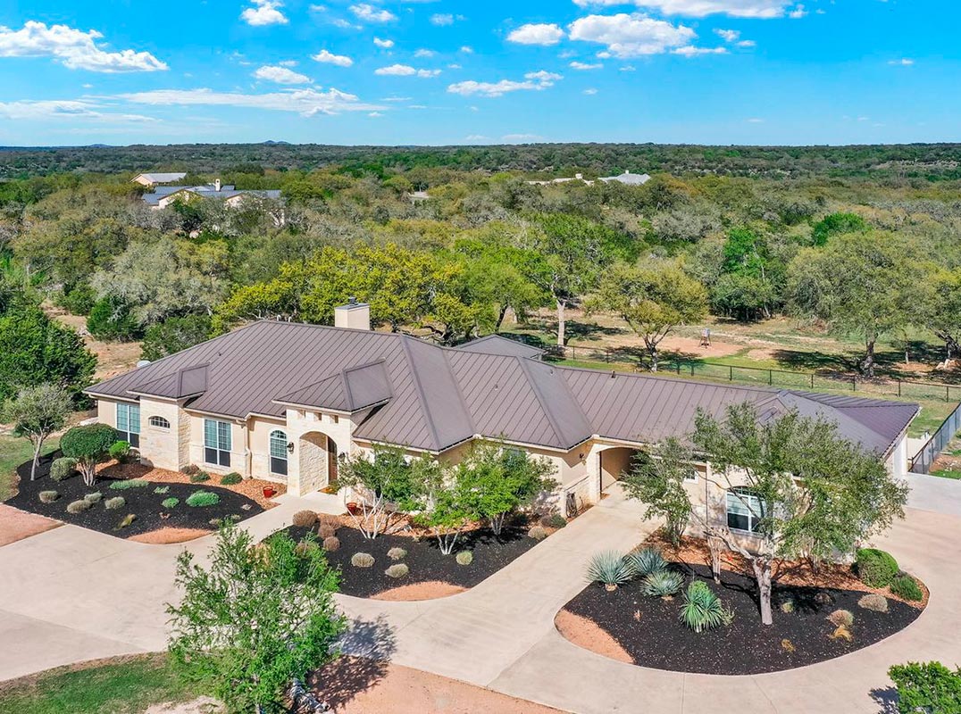3.62 Horse-friendly acres in Waterstone