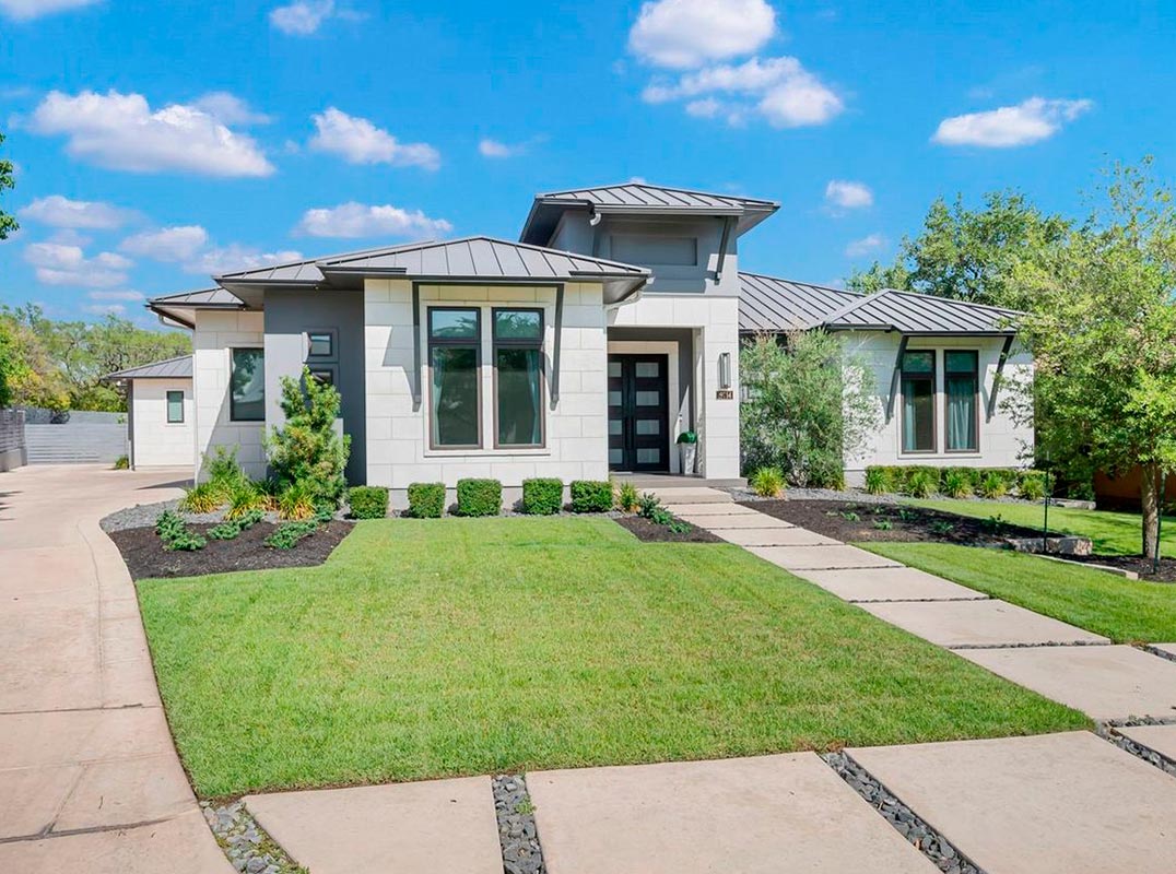 Exquisite Estate Built By Burdick Custom Homes