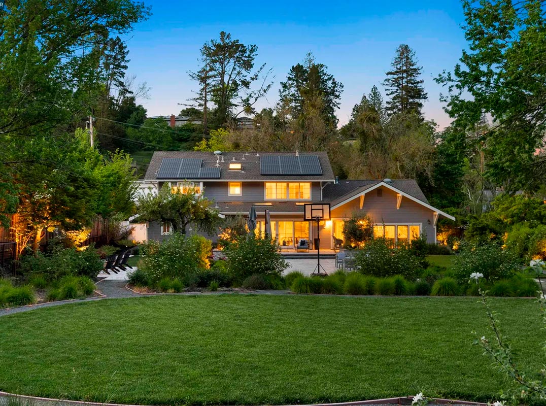 Rarely Do Homes Like This Come Available In Orinda! 