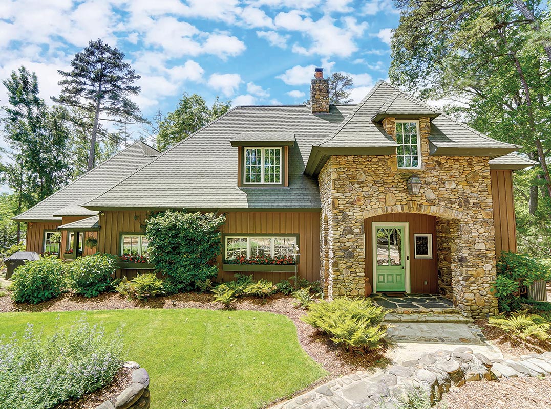 Picturesque European Inspired Waterfront Estate 