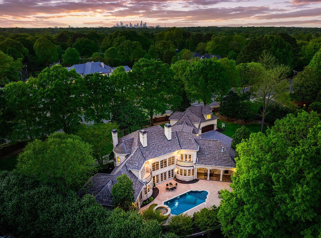 Welcome to Fairview Manor Estate