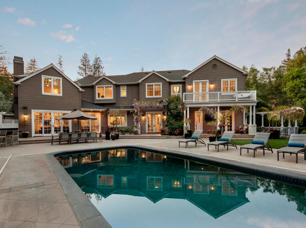 Exceptional Home with All The Elegance And Refinement Of An East Coast Manor.