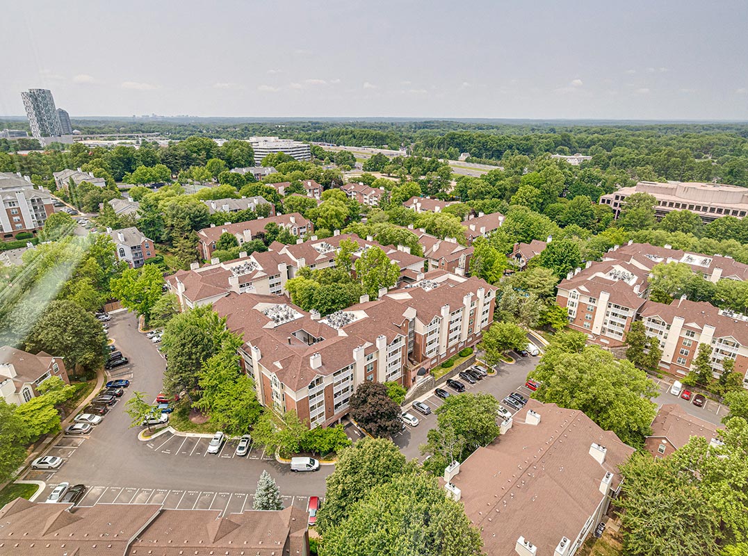 LHM Washington DC Oak Park Crest Penthouse