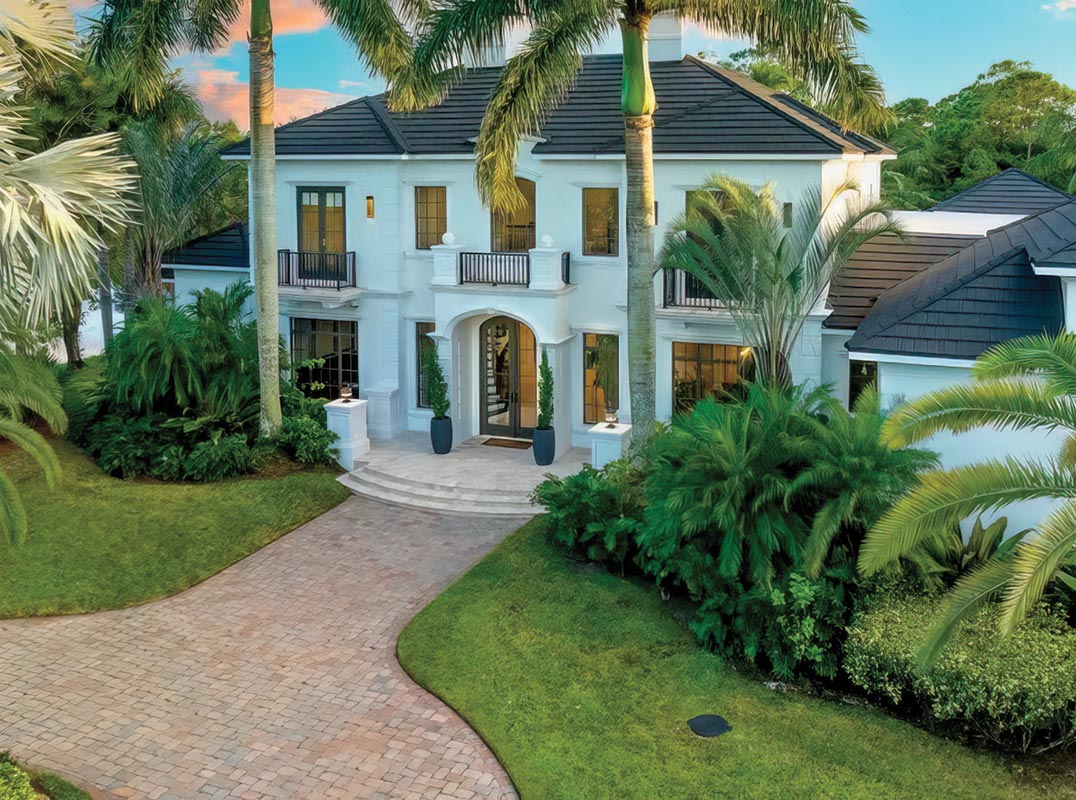 Timeless Estate in Hidden Bridge